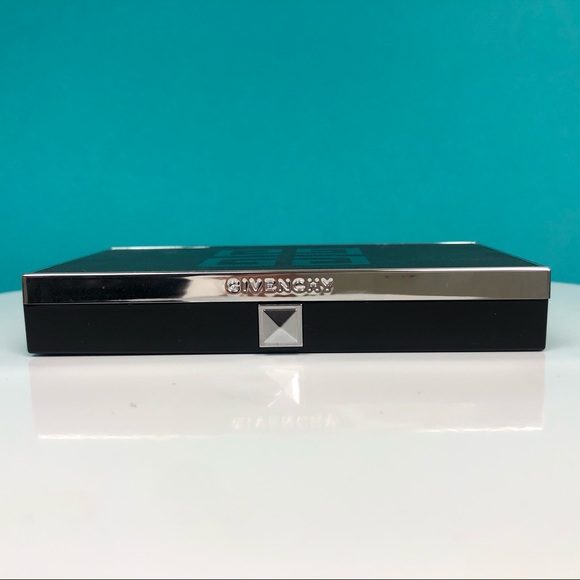 Givenchy Teint Couture Compact Foundation #3 ✨💖 - Picture 5 of 7